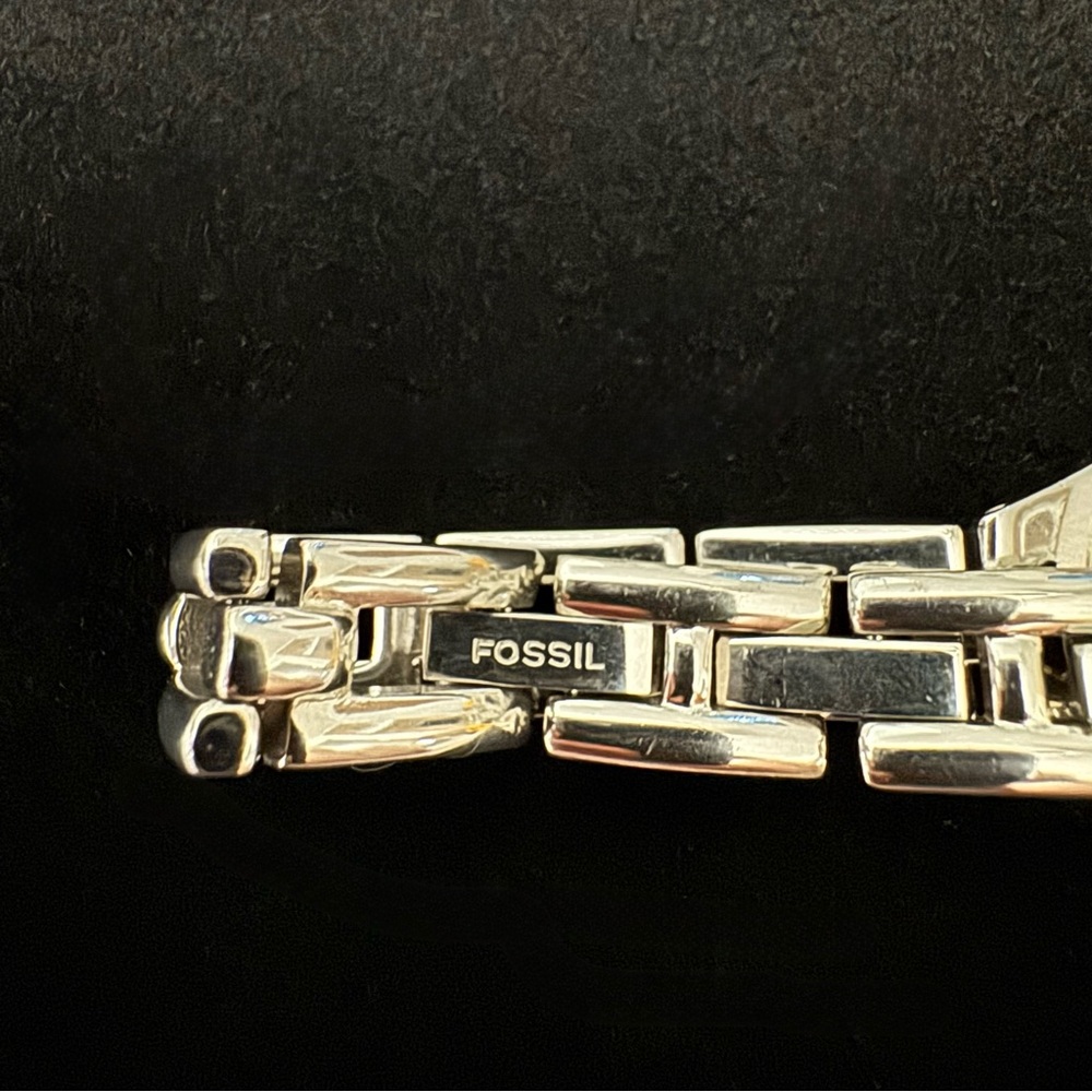 Fossil College CollectionWomen’s Watch - Picture 8 of 10
